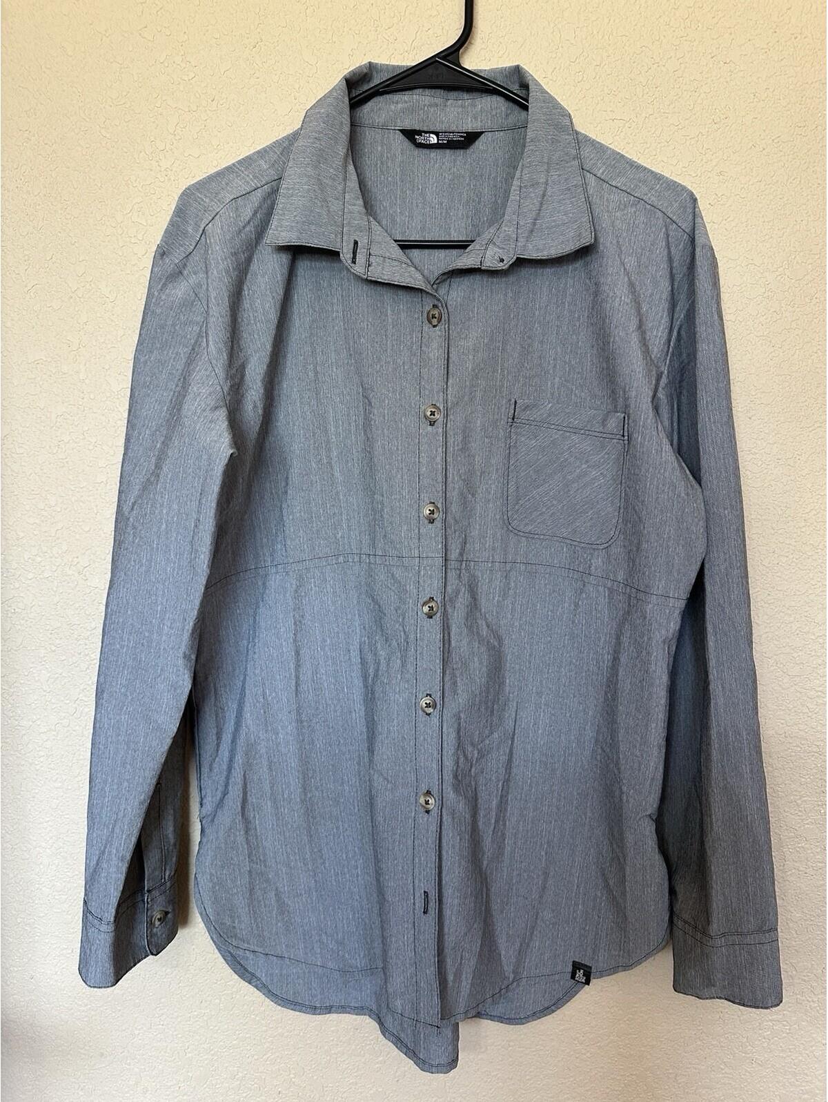 The North Face Women’s Med Gray Long Sleeve Stevie Woven Button Up Shirt